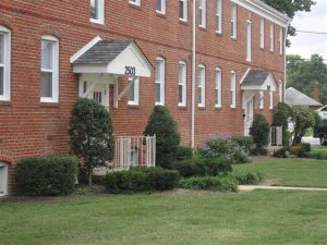 Queens Manor Exterior
